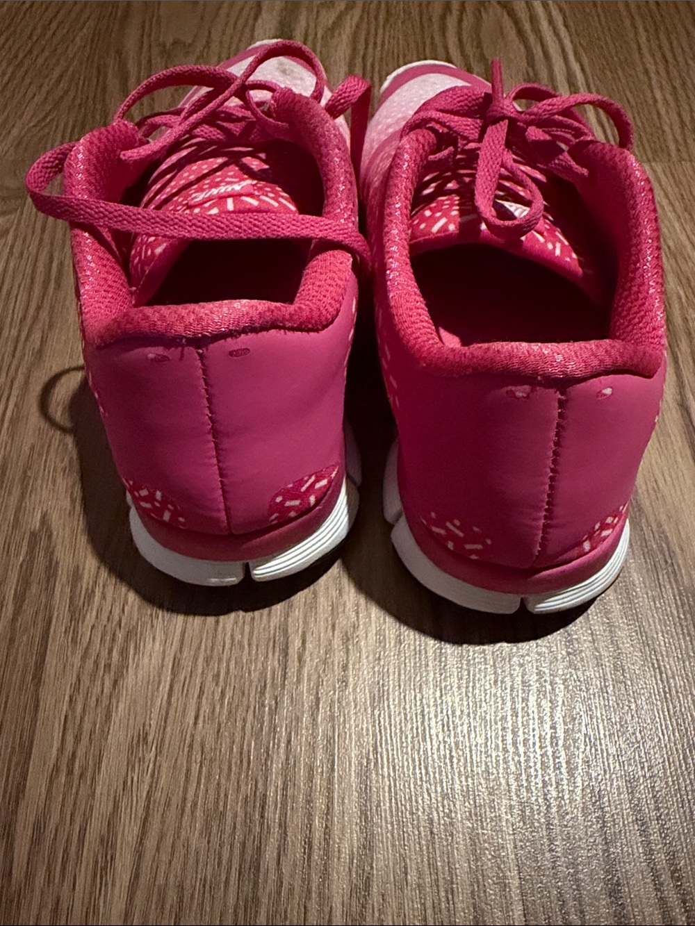 Nike FREE 5.0 Pink Polka Dot Running Sneakers. No box. - Picture 3 of 3